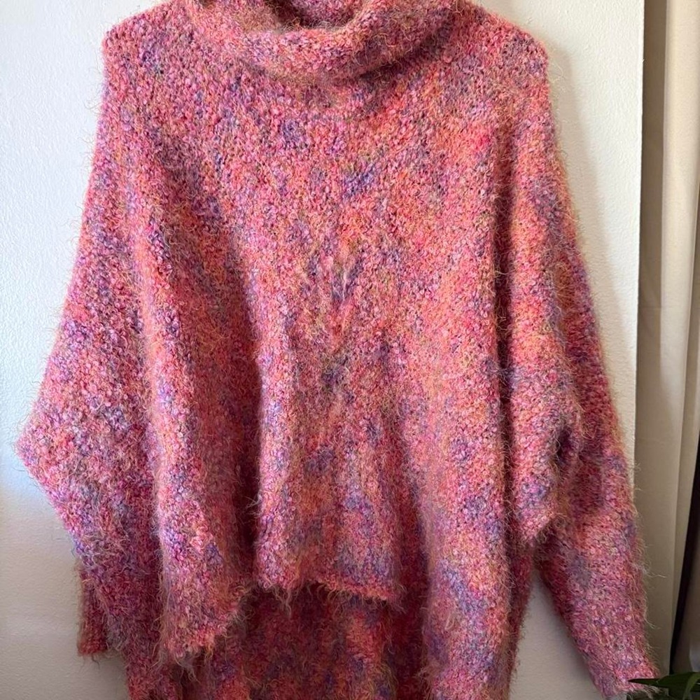 BCBGMAXAZRIA Pink & purple multicolored poncho